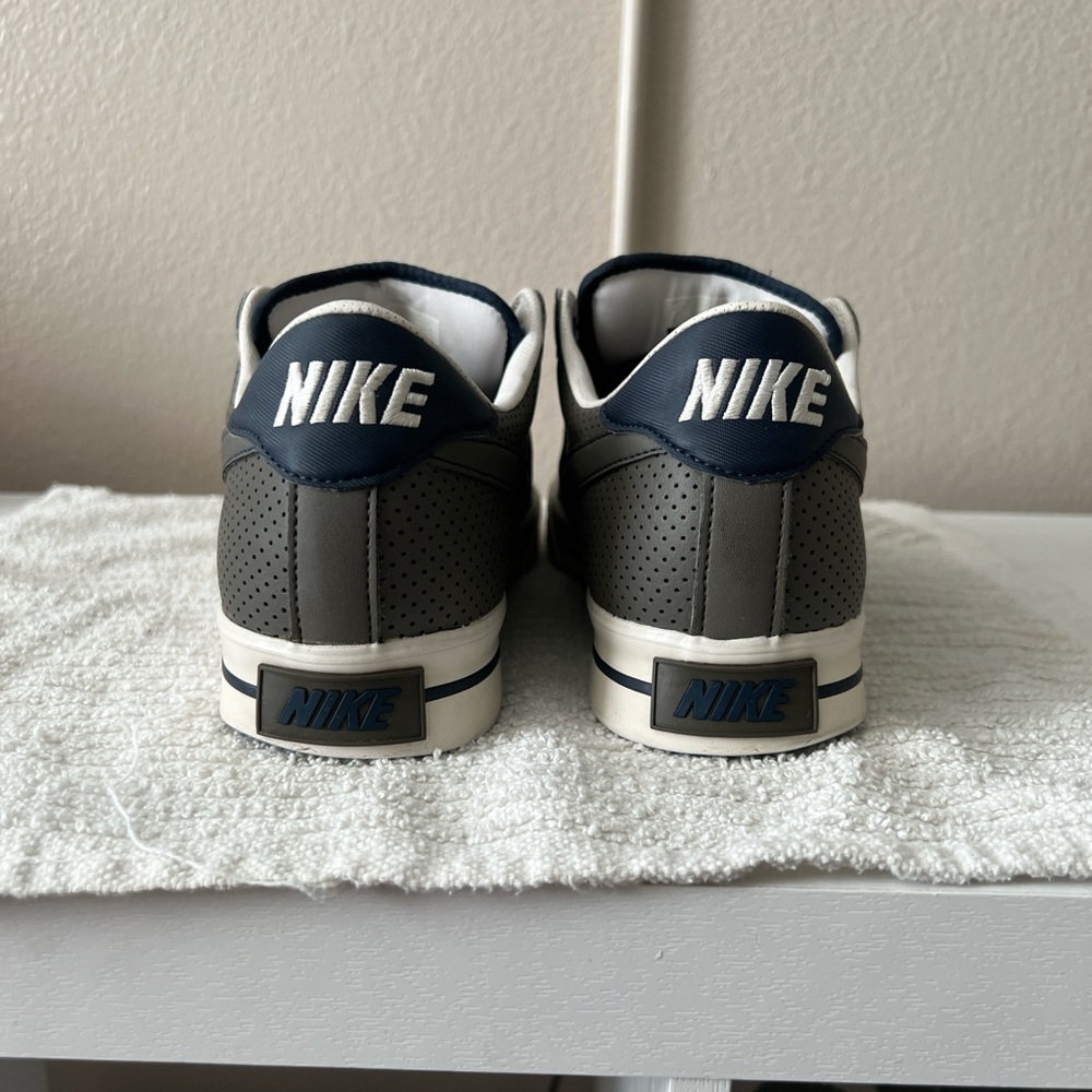 Nike Men's Dark Gray and White Sneakers - Picture 2 of 4